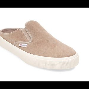 Superga 2388 Suew slip on Sand sz6 sneaker